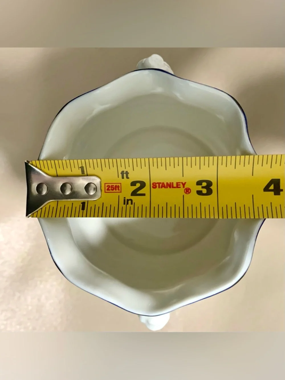 🔍 Vintage Seymour Mann “Tobacco Leaf” Fine China Cachepot / Planter – 1970s